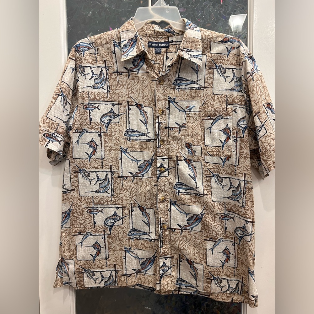 Men's Tan Fish Print Shirt (B4)